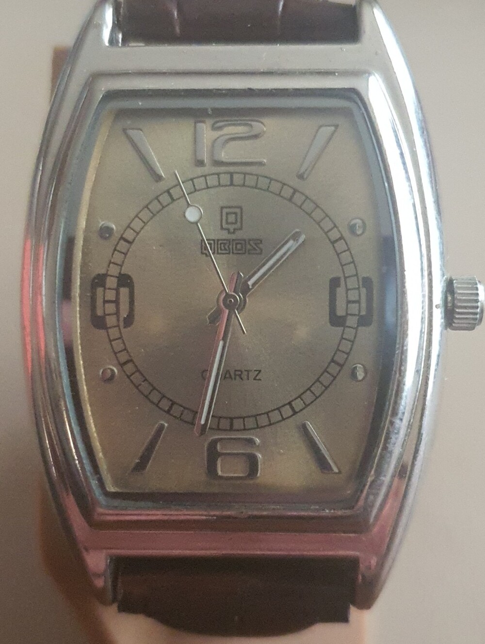 10/$20 Qbos Limited Edition Silver/Goldtone Leather Men's Tank Watch